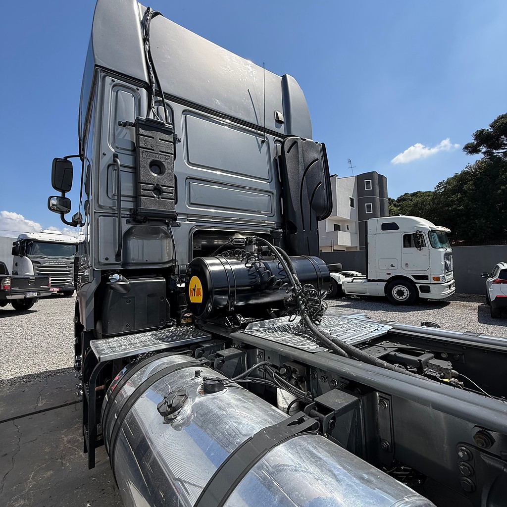 Caminhão DAF DAF&nbsp;XF&nbsp;480 Cavalo Mecânico ANO 2021 de M&S Caminhões no Paraná