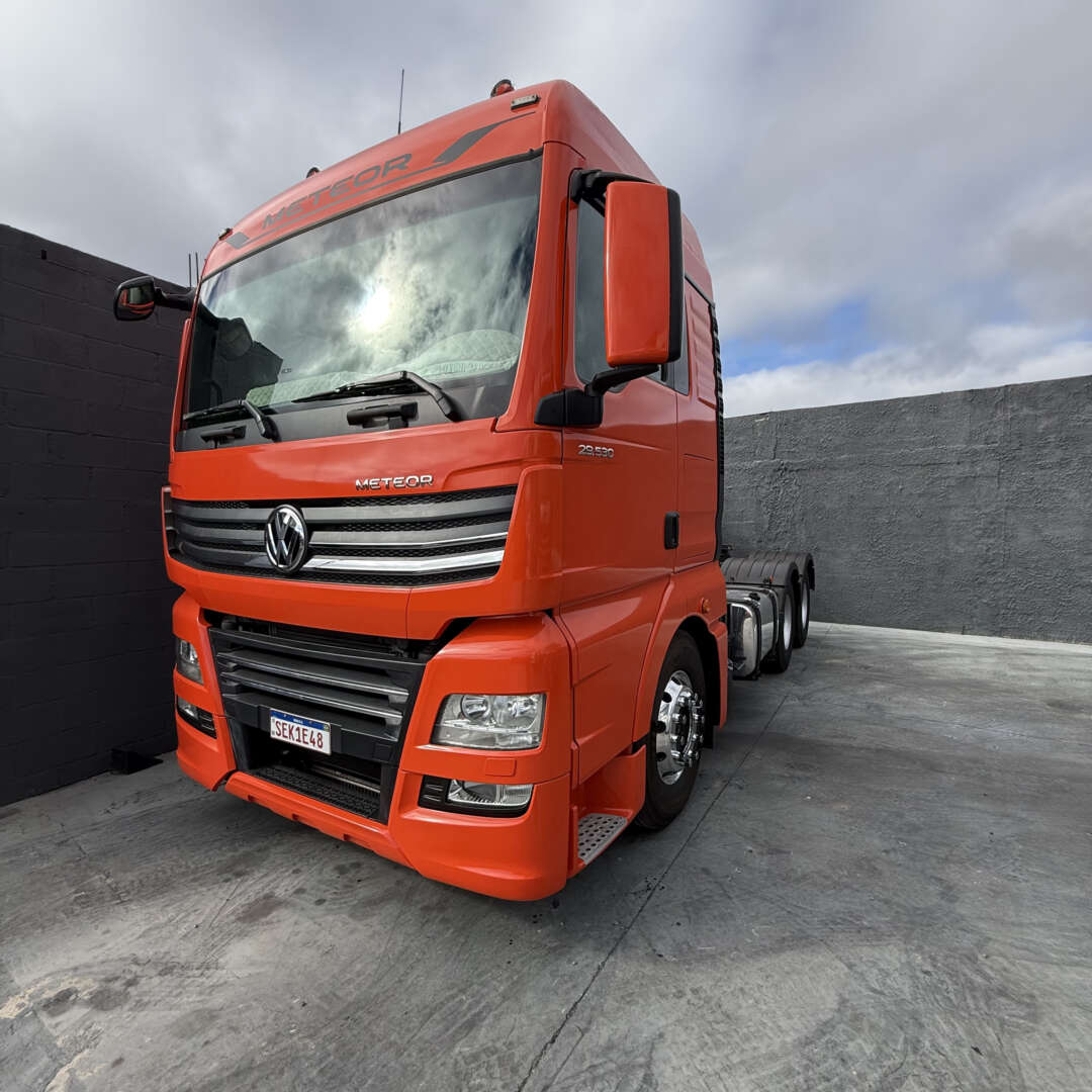Caminhão VOLKSWAGEN METEOR 29530 Cavalo Mecânico ANO 2023 de M&S Caminhões no Paraná