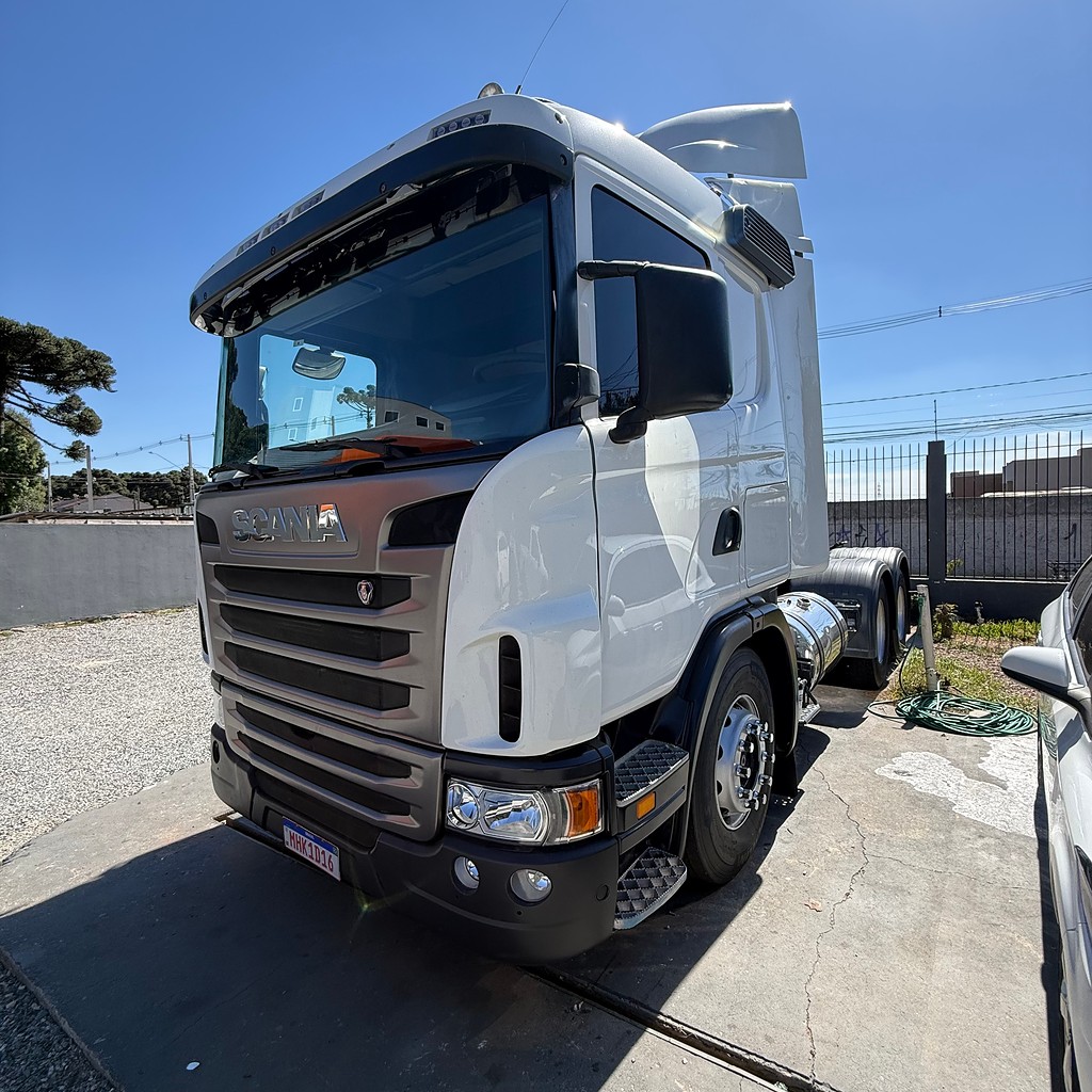 Caminhão SCANIA 380 Cavalo Mecânico ANO 2010 de M&S Caminhões no Paraná