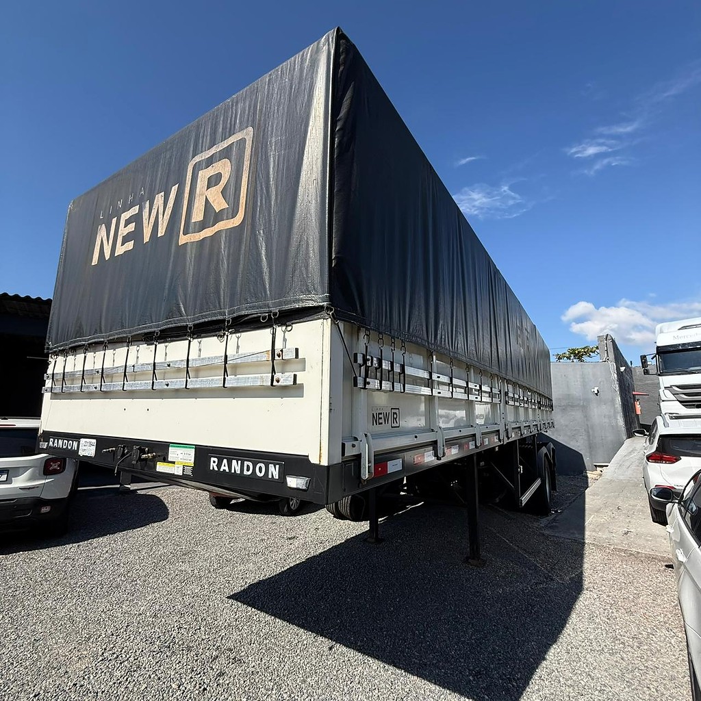 Carreta RODOTREM GRANELEIRO Randon ANO 2024 5 Eixos de M&S Caminhões no Paraná