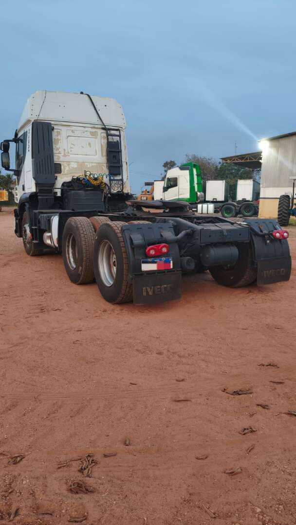 Caminhão IVECO STRALIS 800S48TZ Cavalo Mecânico ANO 2012 de SPM Maquinas no Mato Grosso