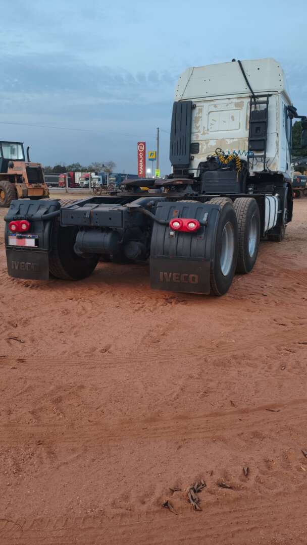 Caminhão IVECO STRALIS 800S48TZ Cavalo Mecânico ANO 2012 de SPM Maquinas no Mato Grosso
