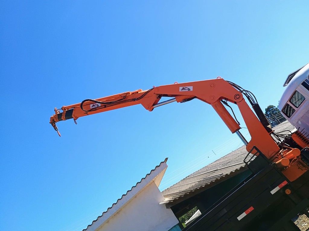 IMPLEMENTO CAMINHÃO GUINCHO MUNCK Argos ANO 2011 de Venda Truck Anuncios Guarapuava PR no Paraná