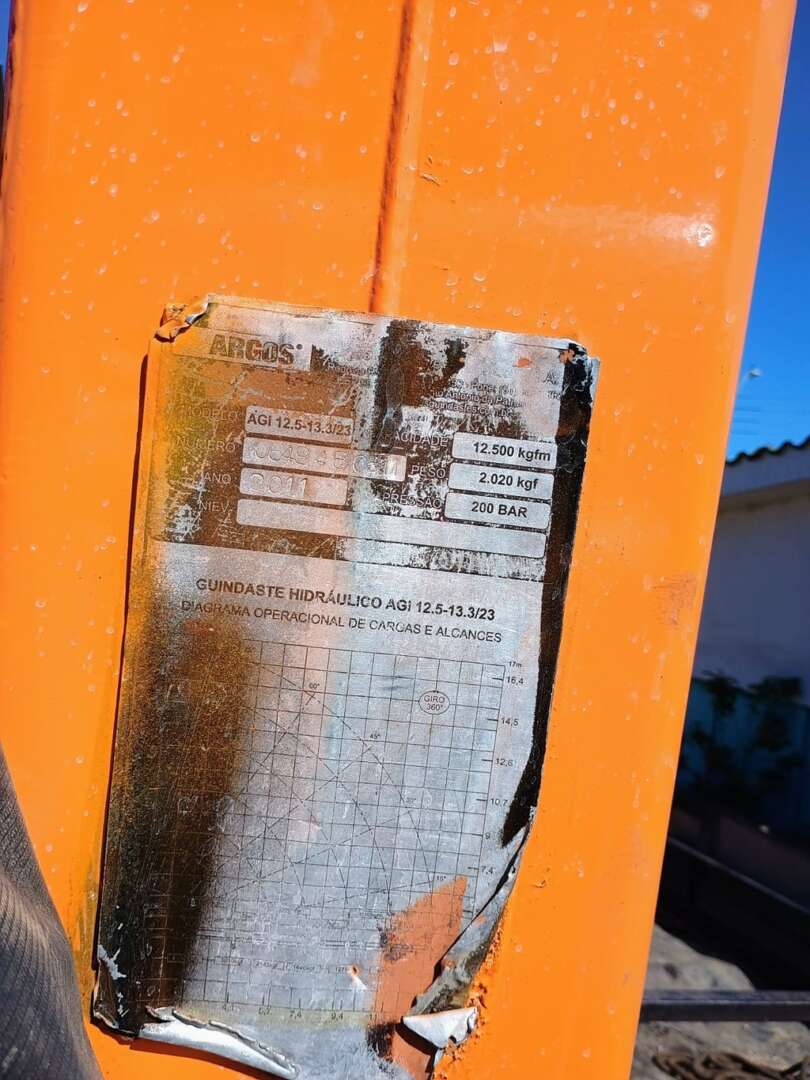 IMPLEMENTO CAMINHÃO GUINCHO MUNCK Argos ANO 2011 de Venda Truck Anuncios Guarapuava PR no Paraná