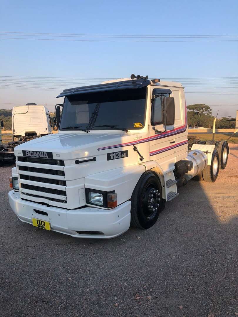 Caminhão SCANIA 113 360 Cavalo Mecânico ANO 1996 de 116 Caminhões no Paraná