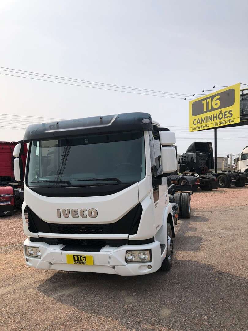 Caminhão IVECO TECTOR 9-190 Chassis ANO 2021 de 116 Caminhões no Paraná