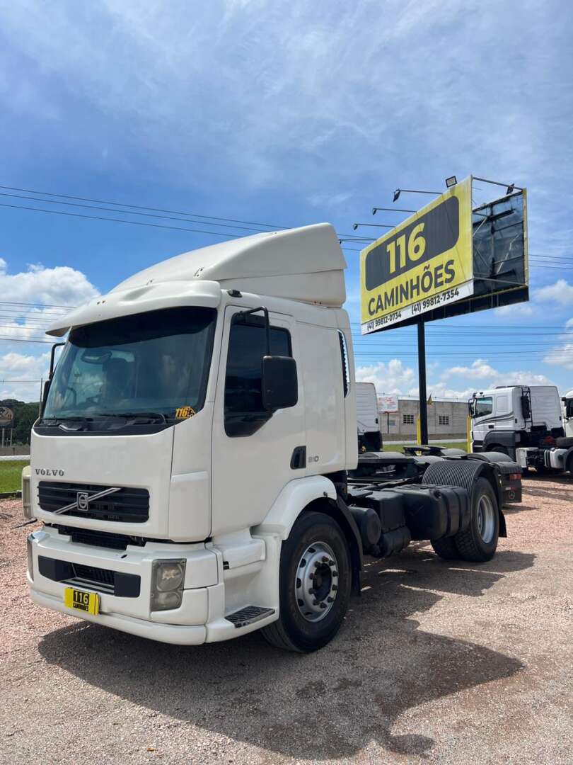 Caminhão VOLVO VM 310 Cavalo Mecânico ANO 2006 de 116 Caminhões no Paraná
