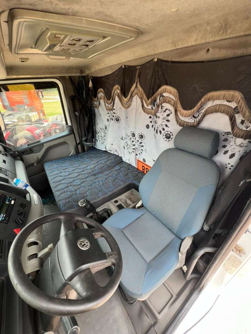 Caminhão VOLKSWAGEN VW 24250 Tanque&nbsp;Aço ANO 2008 de 116 Caminhões no Paraná