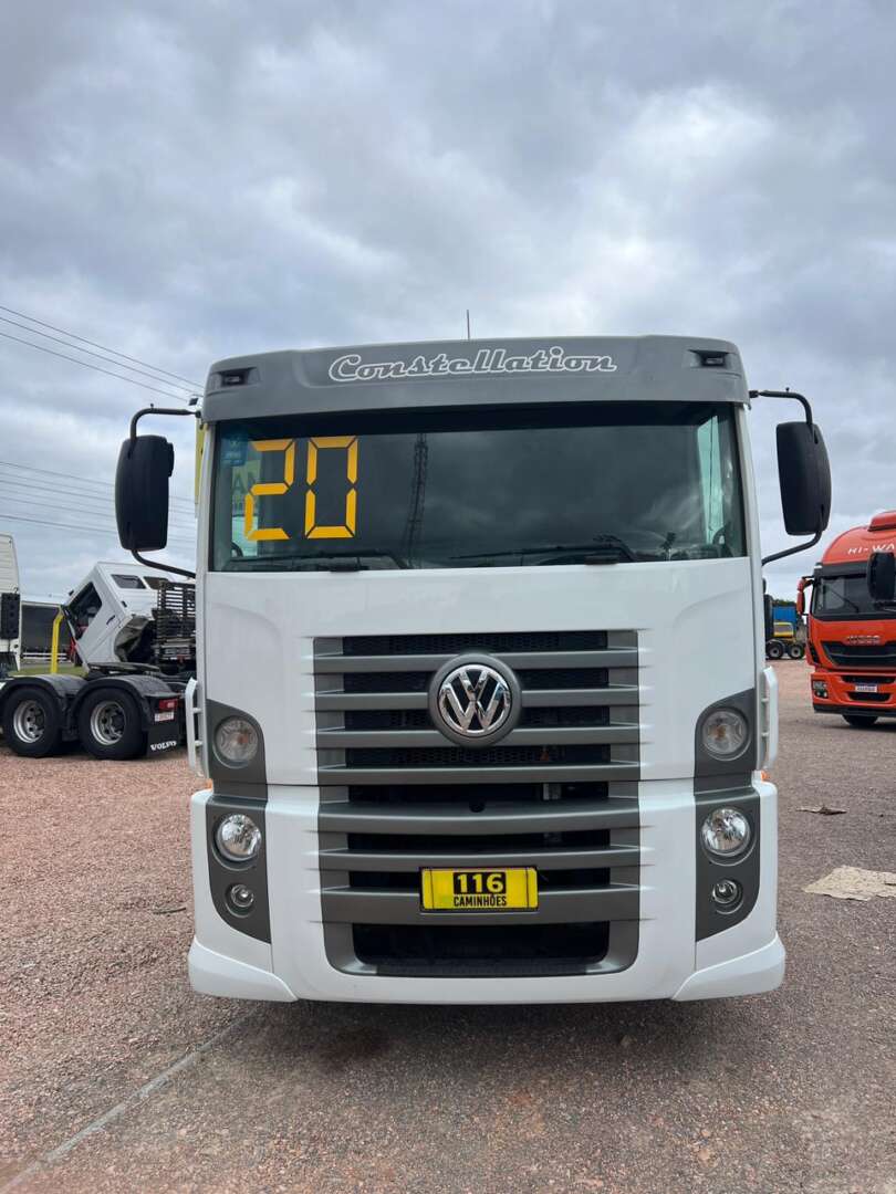 Caminhão VOLKSWAGEN VW 19360 Cavalo Mecânico ANO 2019 de 116 Caminhões no Paraná