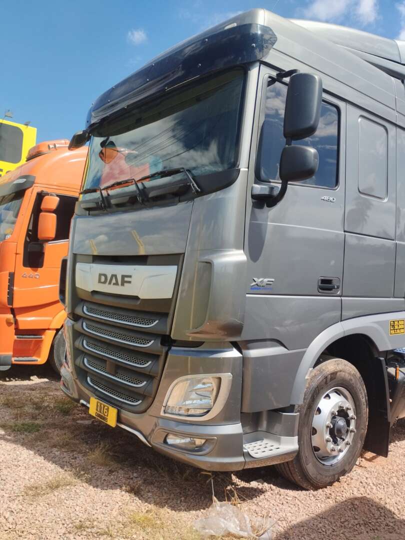 Caminhão DAF DAF&nbsp;XF&nbsp;480 Cavalo Mecânico ANO 2022 de 116 Caminhões no Paraná