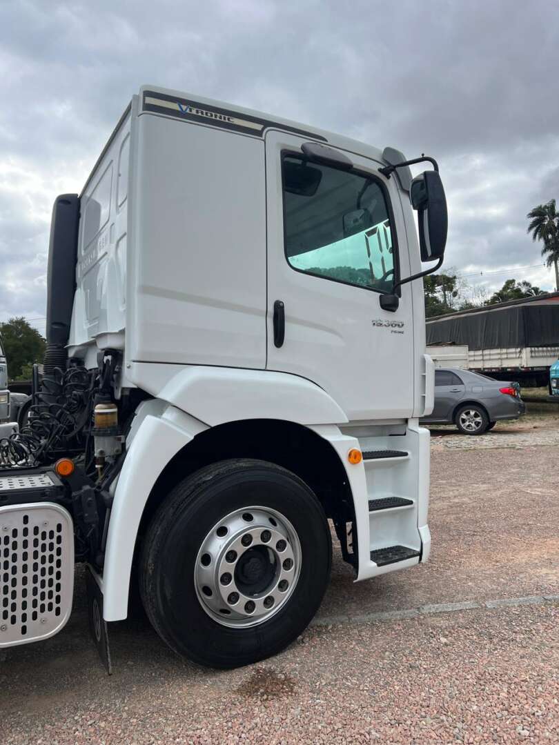 Caminhão VOLKSWAGEN VW 19360 Cavalo Mecânico ANO 2019 de 116 Caminhões no Paraná