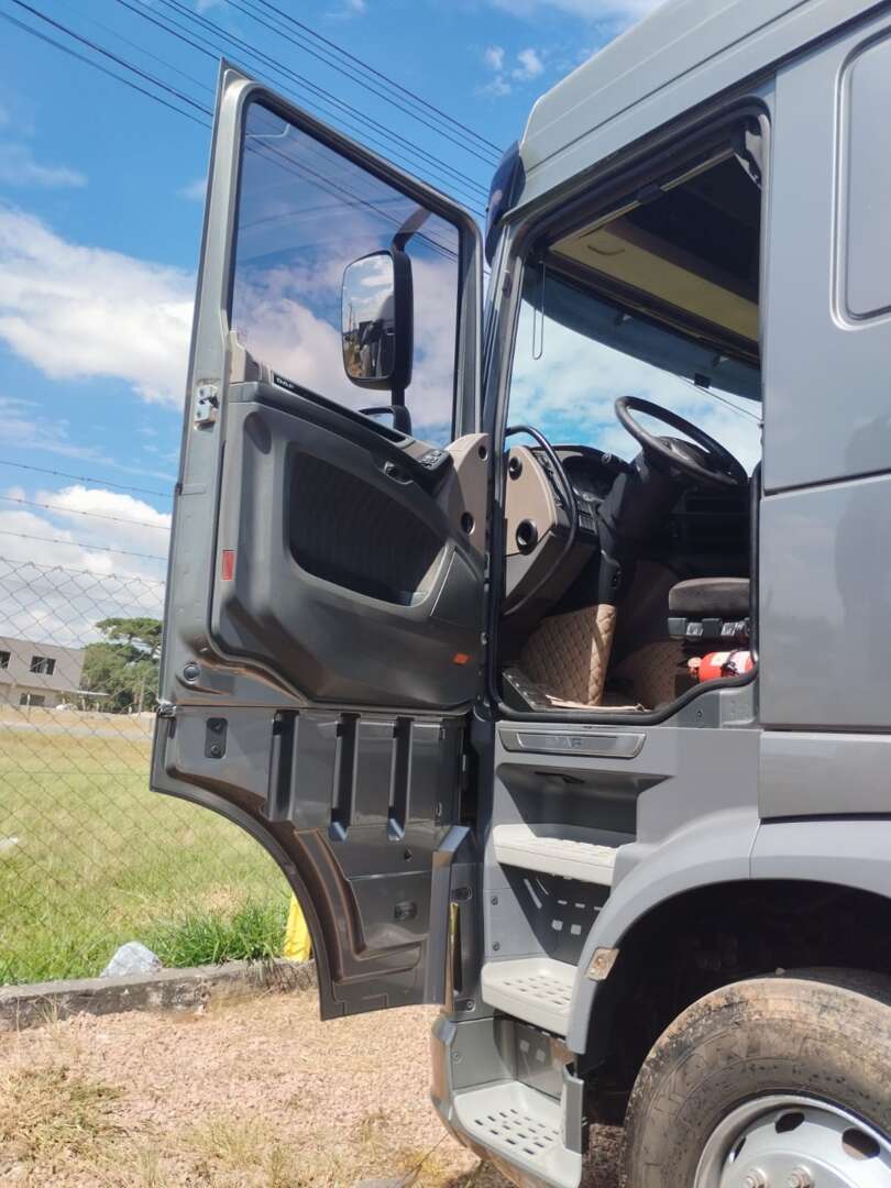 Caminhão DAF DAF&nbsp;XF&nbsp;480 Cavalo Mecânico ANO 2022 de 116 Caminhões no Paraná