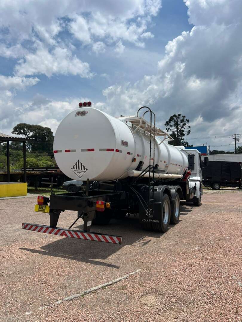 Caminhão VOLKSWAGEN VW 24250 Tanque&nbsp;Aço ANO 2008 de 116 Caminhões no Paraná