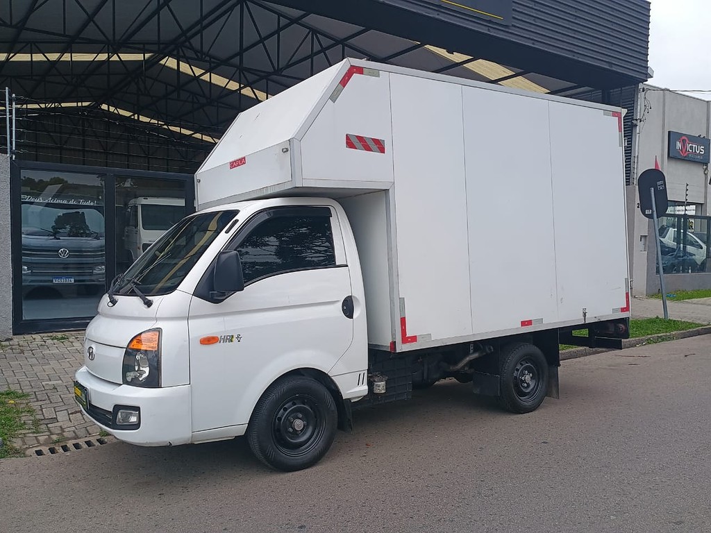 Caminhão HYUNDAI HR Baú Furgão ANO 2019 de 1.000CAR Curitiba no Paraná