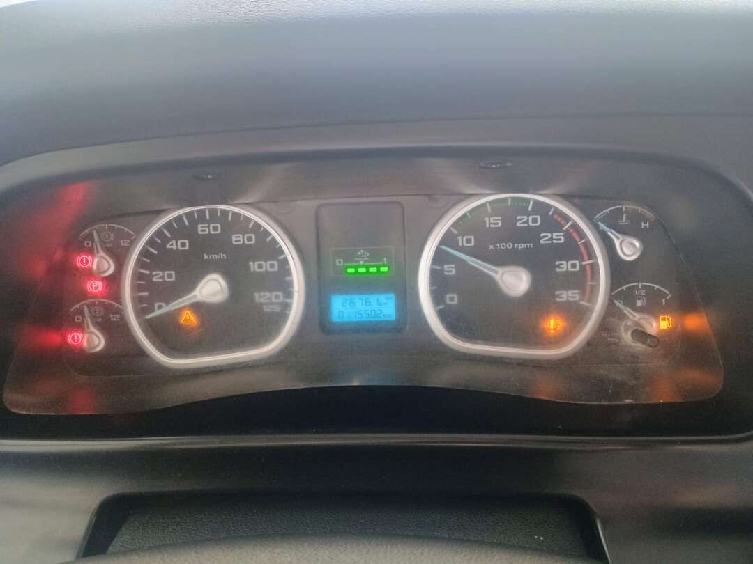 Caminhão FORD CARGO 1319 Caçamba Basculante ANO 2013 de 1.000CAR Curitiba no Paraná