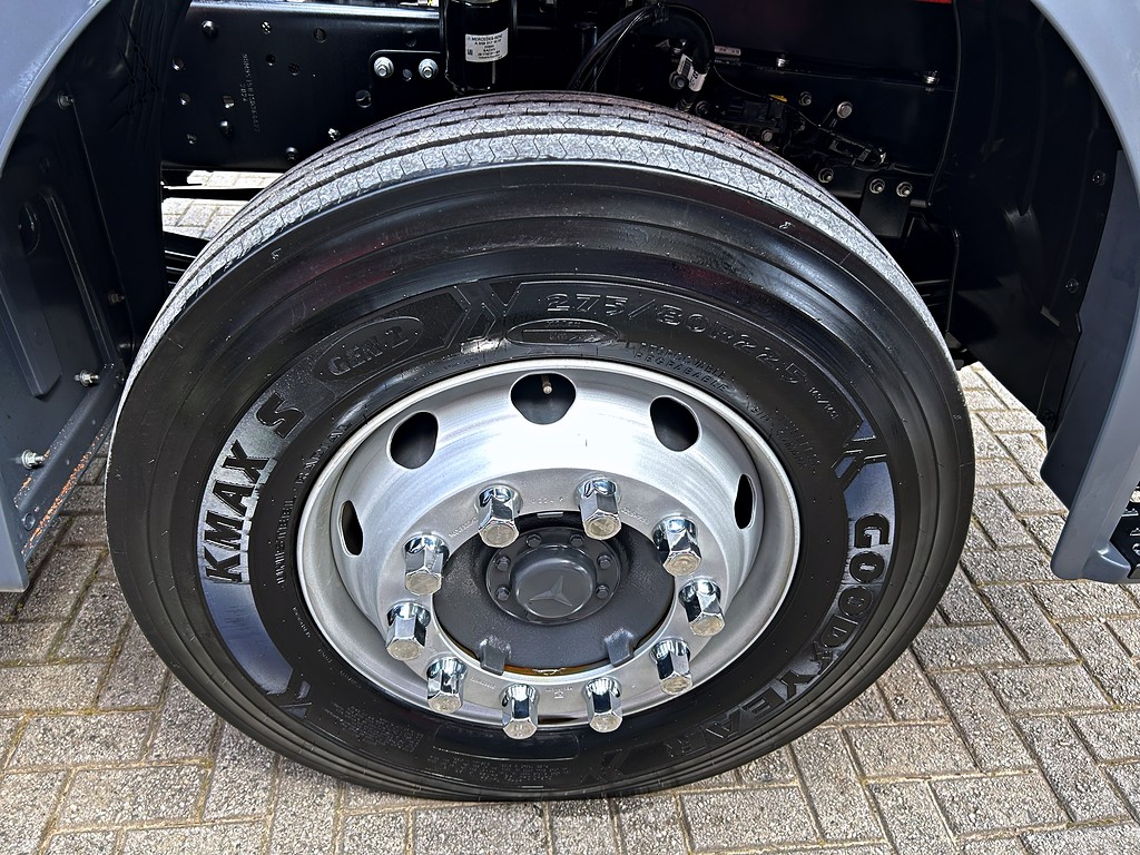 Caminhão MERCEDES BENZ MB 1719 Caçamba Basculante ANO 2025 de Mauloni Veiculos no Paraná