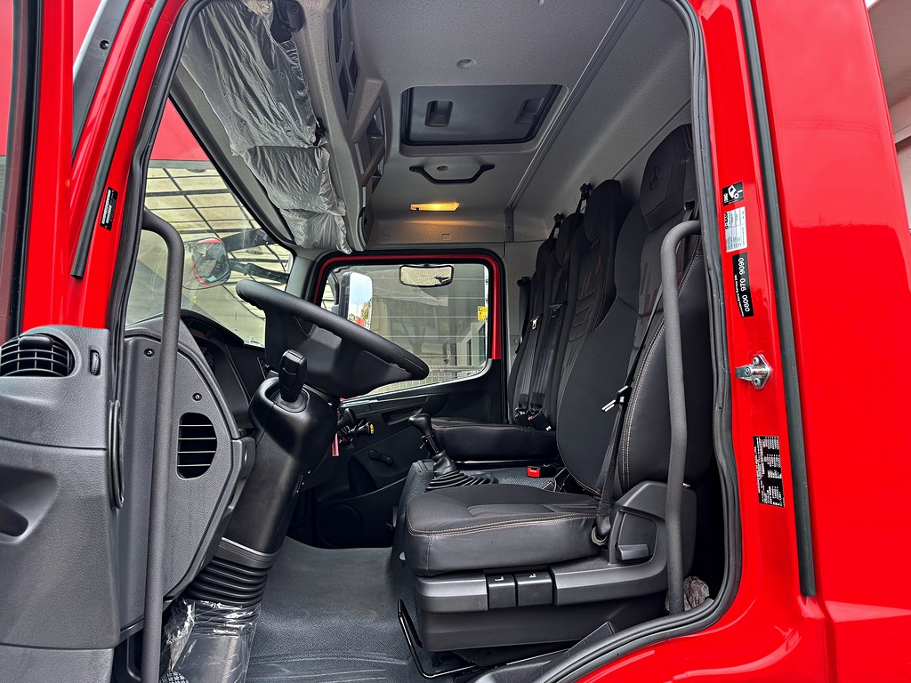 Caminhão MERCEDES BENZ MB 1719 Caçamba Basculante ANO 2025 de Mauloni Veiculos no Paraná