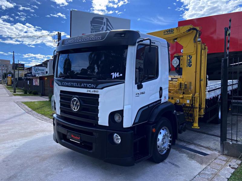 Caminhão VOLKSWAGEN VW 24280 Guincho Munck ANO 2019 de Mauloni Veiculos no Paraná