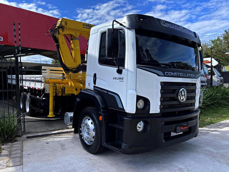 Caminhão VOLKSWAGEN VW 24280 Guincho Munck ANO 2019 de Mauloni Veiculos no Paraná