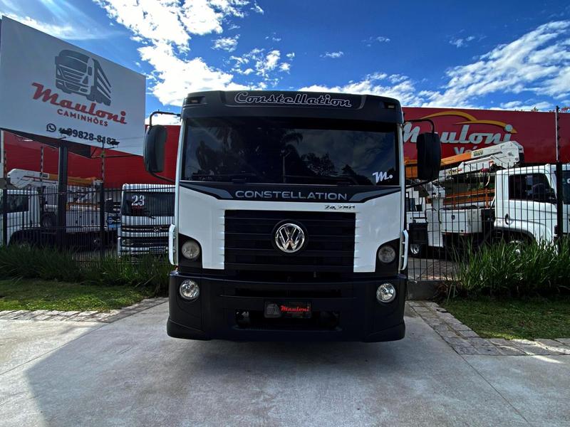 Caminhão VOLKSWAGEN VW 24280 Guincho Munck ANO 2019 de Mauloni Veiculos no Paraná