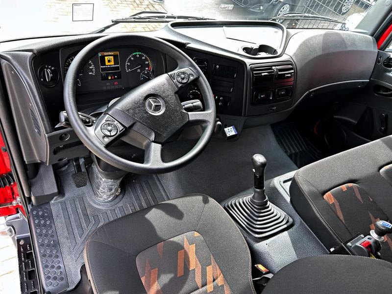 Caminhão MERCEDES BENZ MB 1719 Caçamba Basculante ANO 2025 de Mauloni Veiculos no Paraná