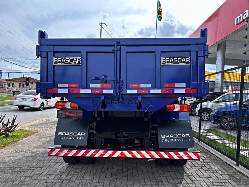 Caminhão MERCEDES BENZ MB 1719 Caçamba Basculante ANO 2025 de Mauloni Veiculos no Paraná