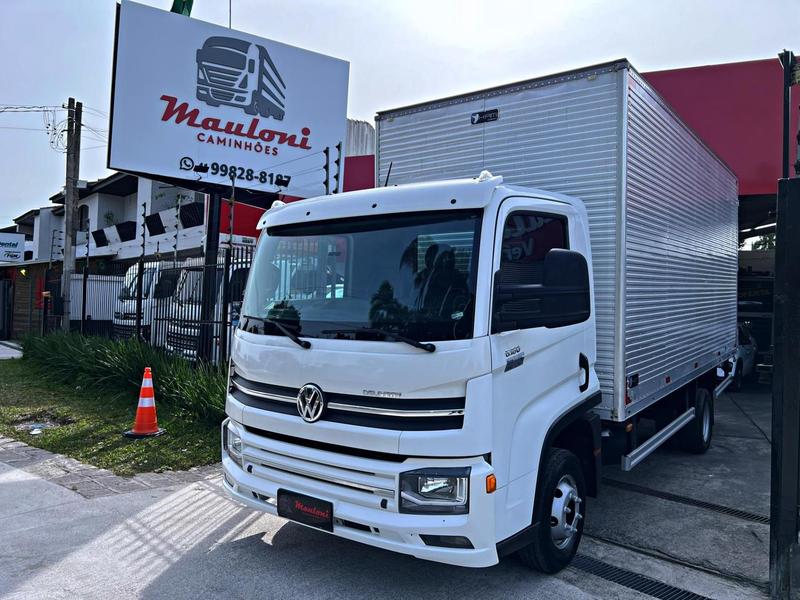 Caminhão VOLKSWAGEN VW 6160 Baú Furgão ANO 2023