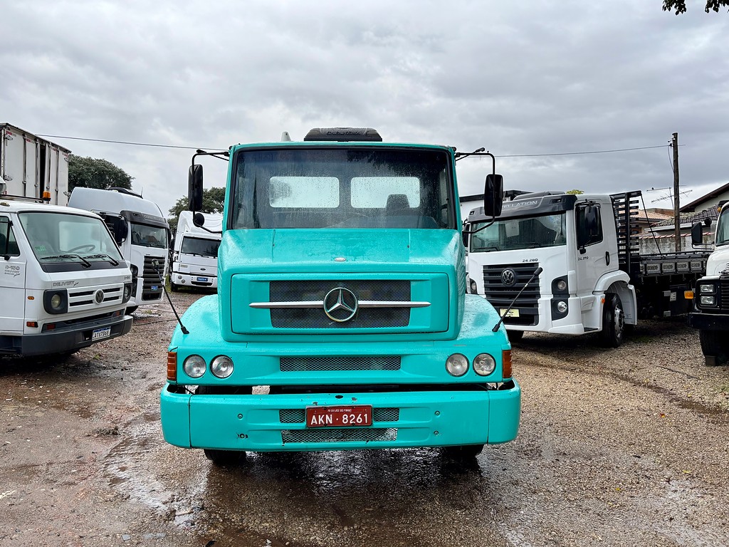 Caminhão MERCEDES BENZ MB 1620 Chassis ANO 2002 de Peregrino Caminhões no Paraná