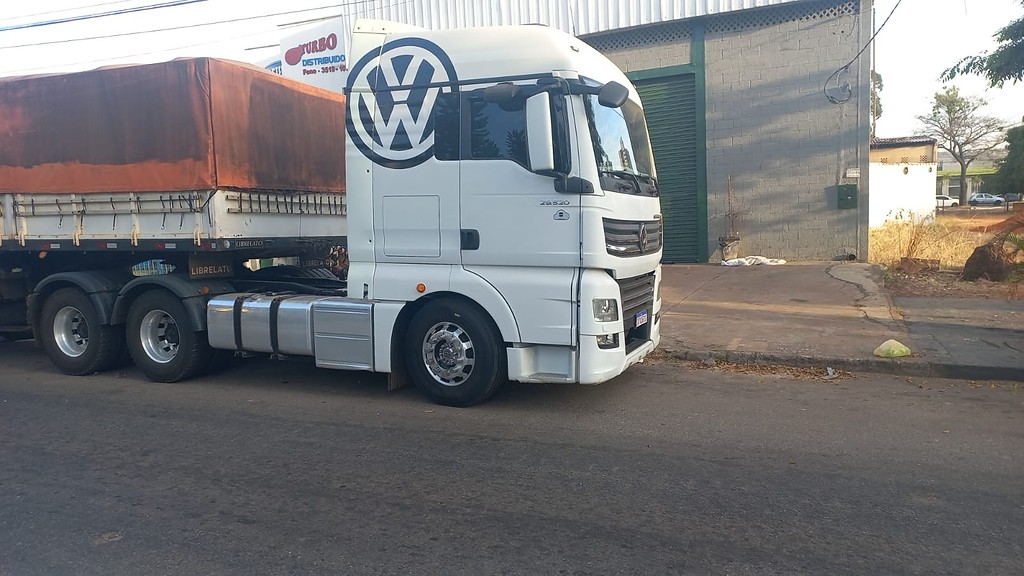 Caminhão VOLKSWAGEN METEOR 29520 Cavalo Mecânico ANO 2022 de Agnaldo Gutierres no Goiás
