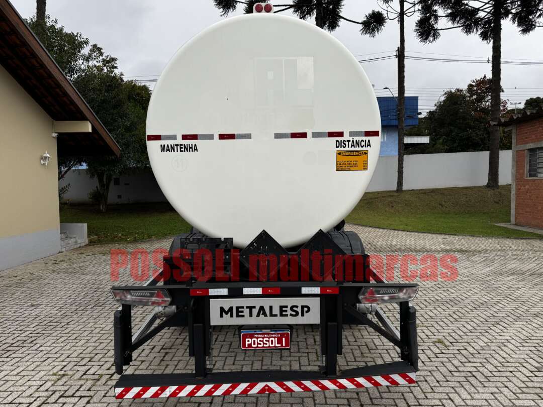 Carreta SEMI-REBOQUE TANQUE ACO Metalesp ANO 2023 4 Eixos de Possoli Multimarcas no Paraná