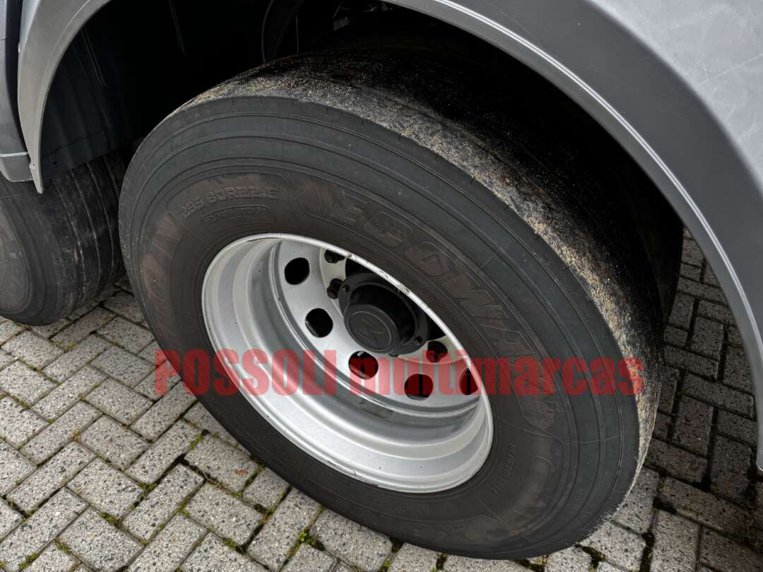 Carreta SEMI-REBOQUE TANQUE ACO Metalesp ANO 2023 4 Eixos de Possoli Multimarcas no Paraná