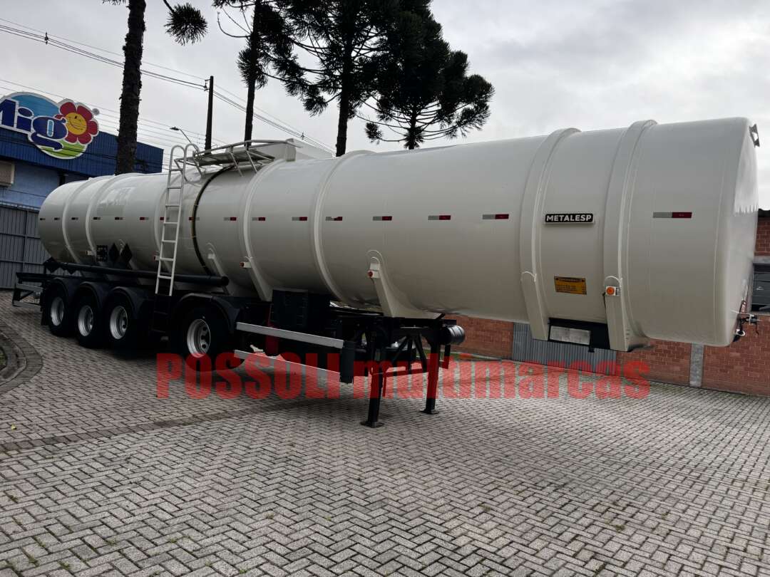 Carreta SEMI-REBOQUE TANQUE ACO Metalesp ANO 2023 4 Eixos de Possoli Multimarcas no Paraná