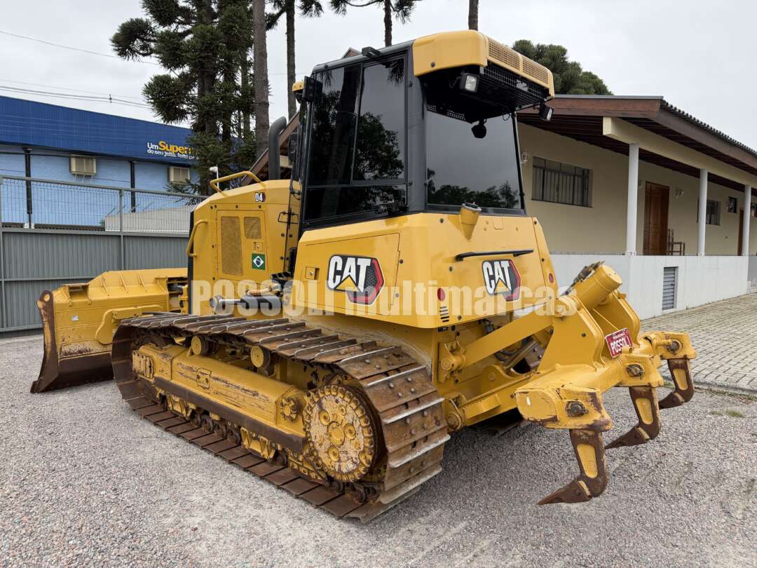 TRATOR ESTEIRA CATERPILLAR D4 ANO 2022 de Possoli Multimarcas no Paraná