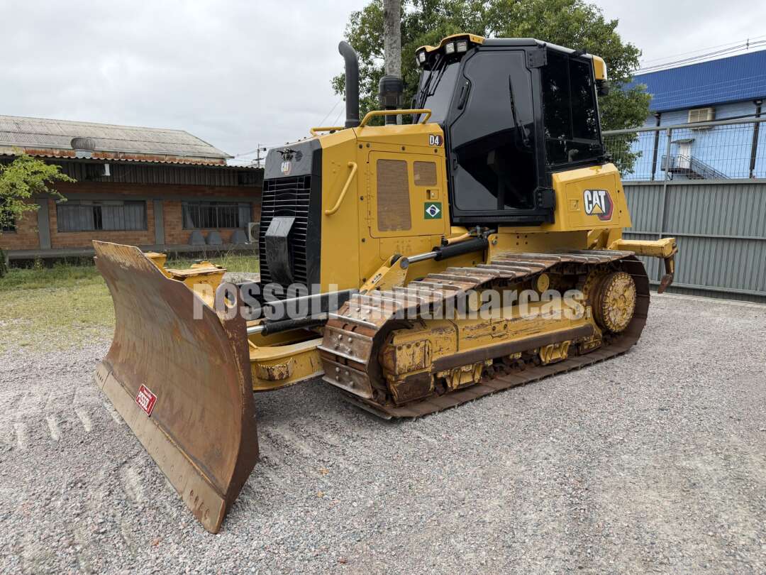 TRATOR ESTEIRA CATERPILLAR D4 ANO 2022 de Possoli Multimarcas no Paraná