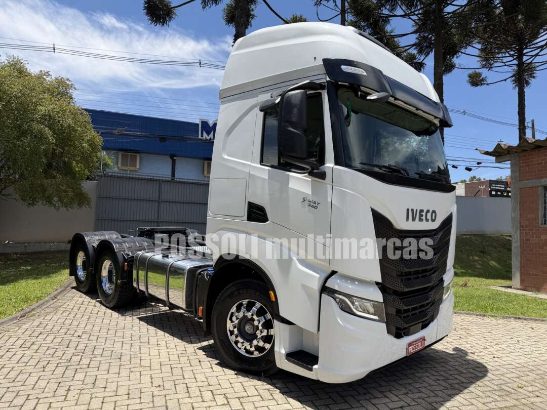 Caminhão IVECO S-WAY 540 Cavalo Mecânico ANO 2023 de Possoli Multimarcas no Paraná