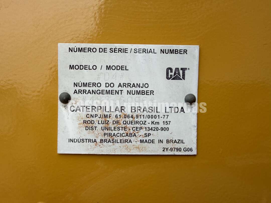 TRATOR ESTEIRA CATERPILLAR D4 ANO 2022 de Possoli Multimarcas no Paraná