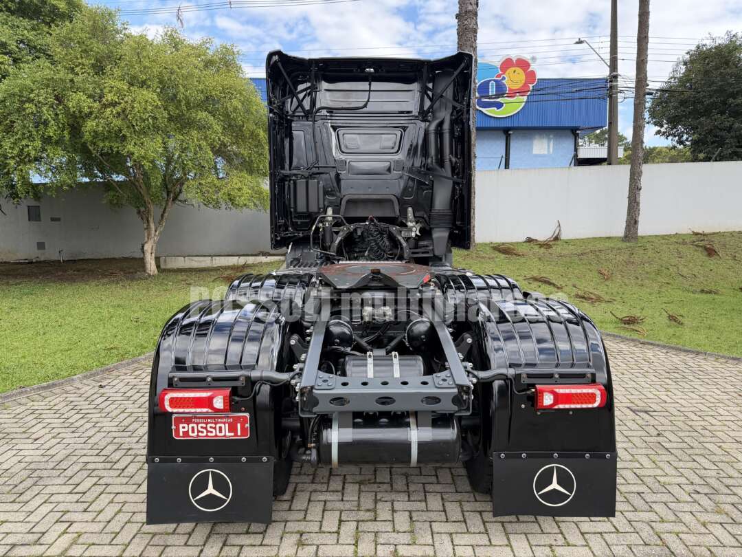 Caminhão MERCEDES BENZ MB 2651 Cavalo Mecânico ANO 2023 de Possoli Multimarcas no Paraná