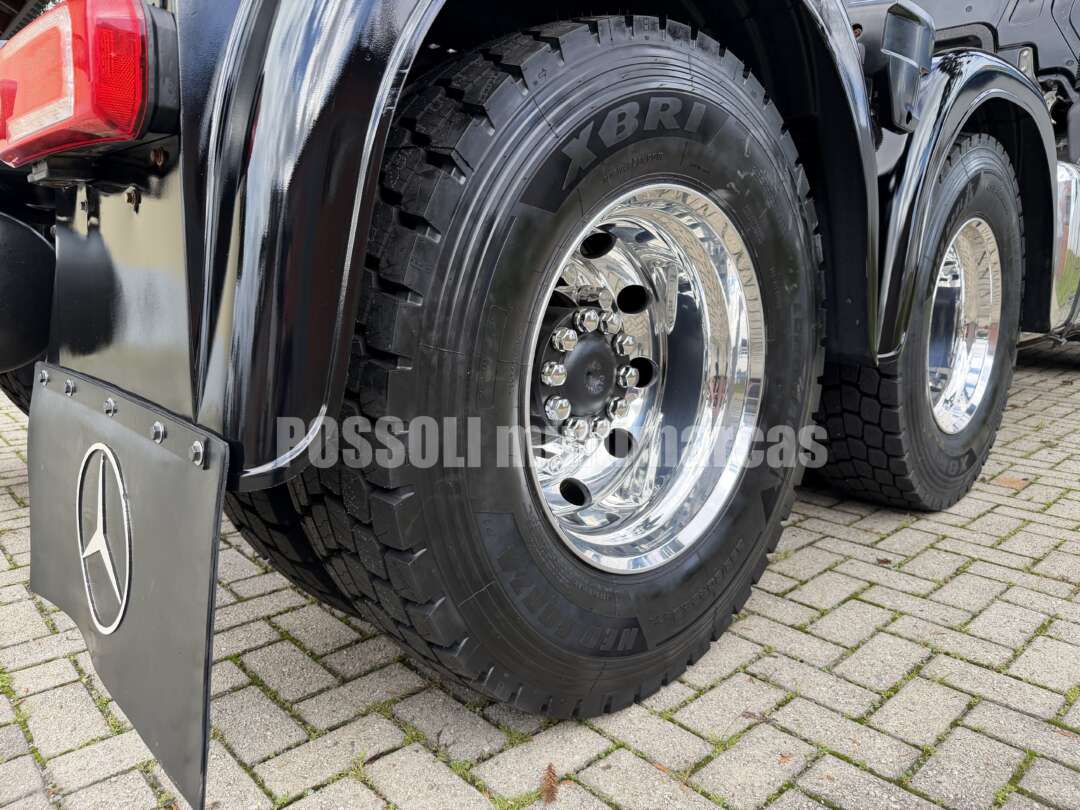 Caminhão MERCEDES BENZ MB 2651 Cavalo Mecânico ANO 2023 de Possoli Multimarcas no Paraná