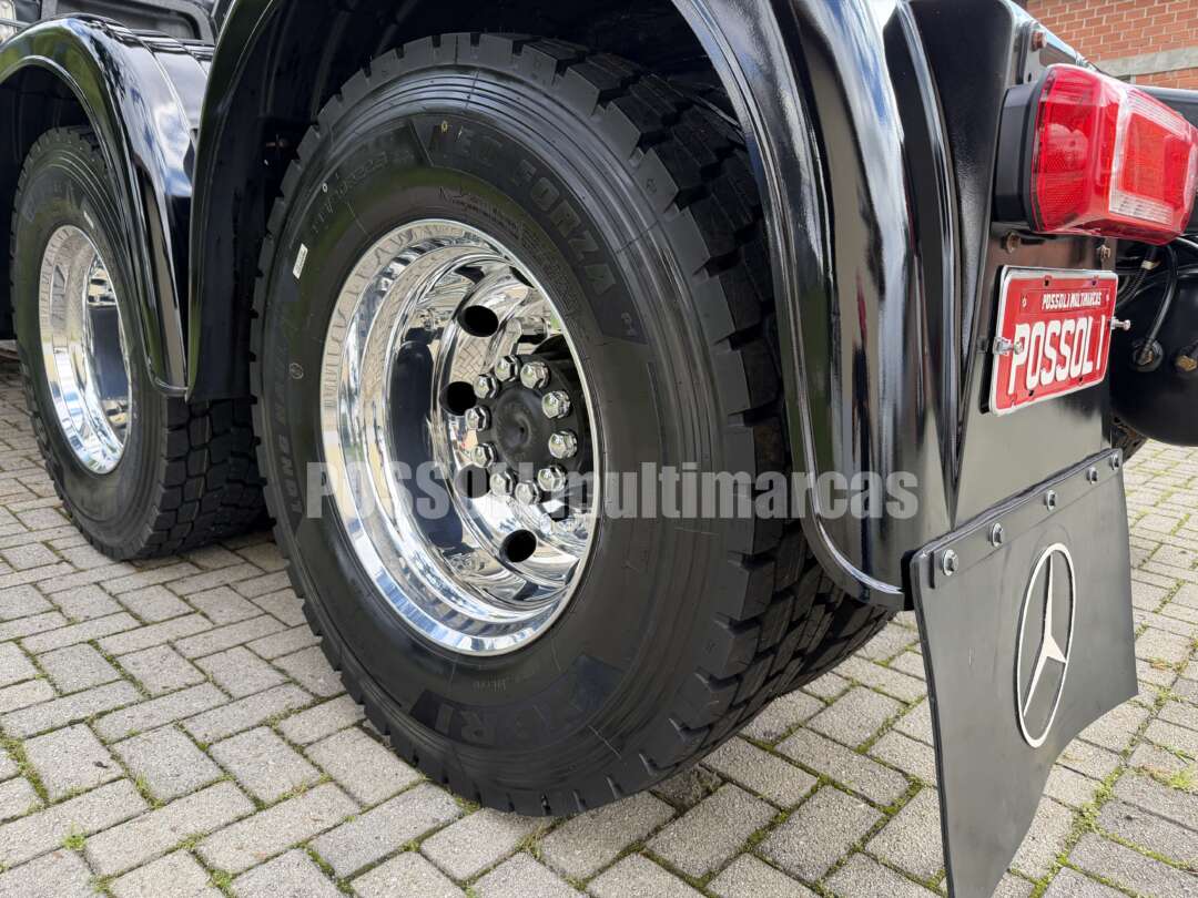 Caminhão MERCEDES BENZ MB 2651 Cavalo Mecânico ANO 2023 de Possoli Multimarcas no Paraná