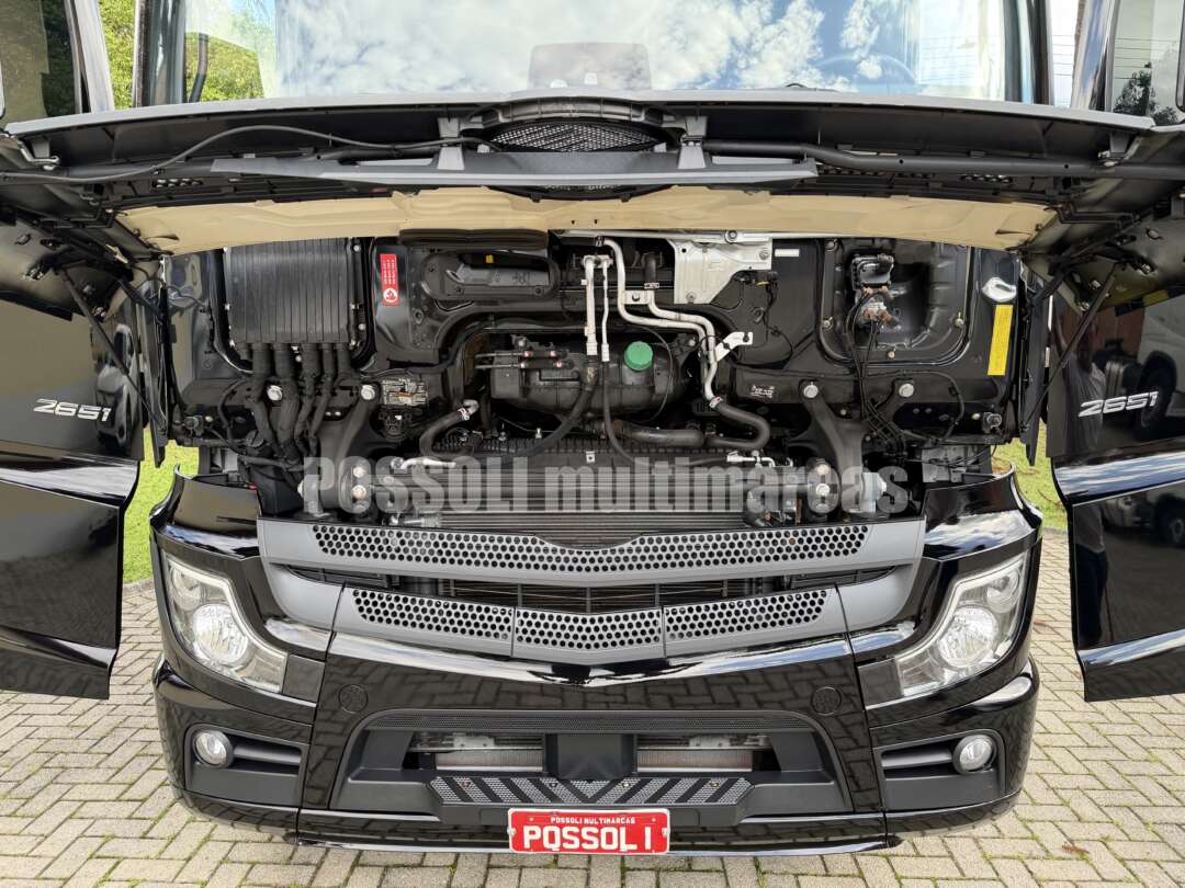 Caminhão MERCEDES BENZ MB 2651 Cavalo Mecânico ANO 2023 de Possoli Multimarcas no Paraná