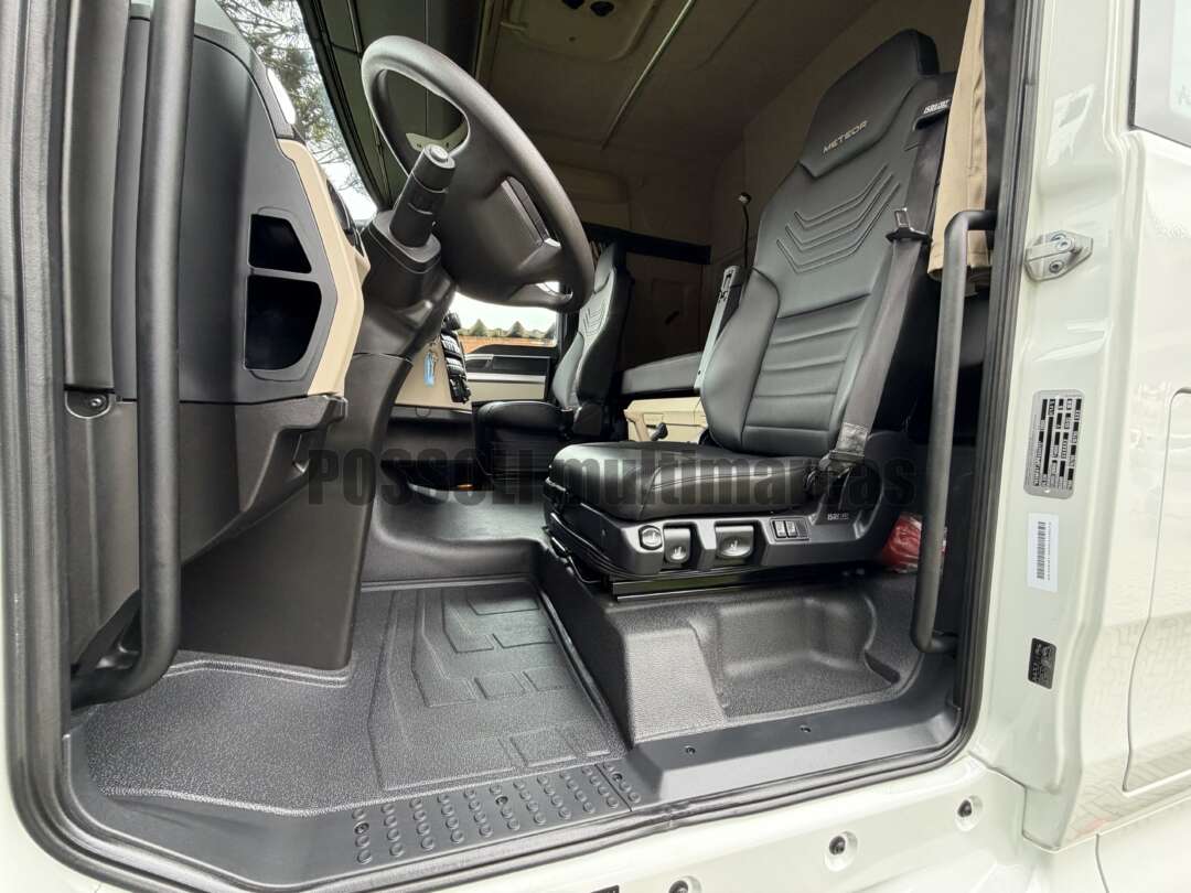 Caminhão VOLKSWAGEN METEOR 29530 Cavalo Mecânico ANO 2023 de Possoli Multimarcas no Paraná