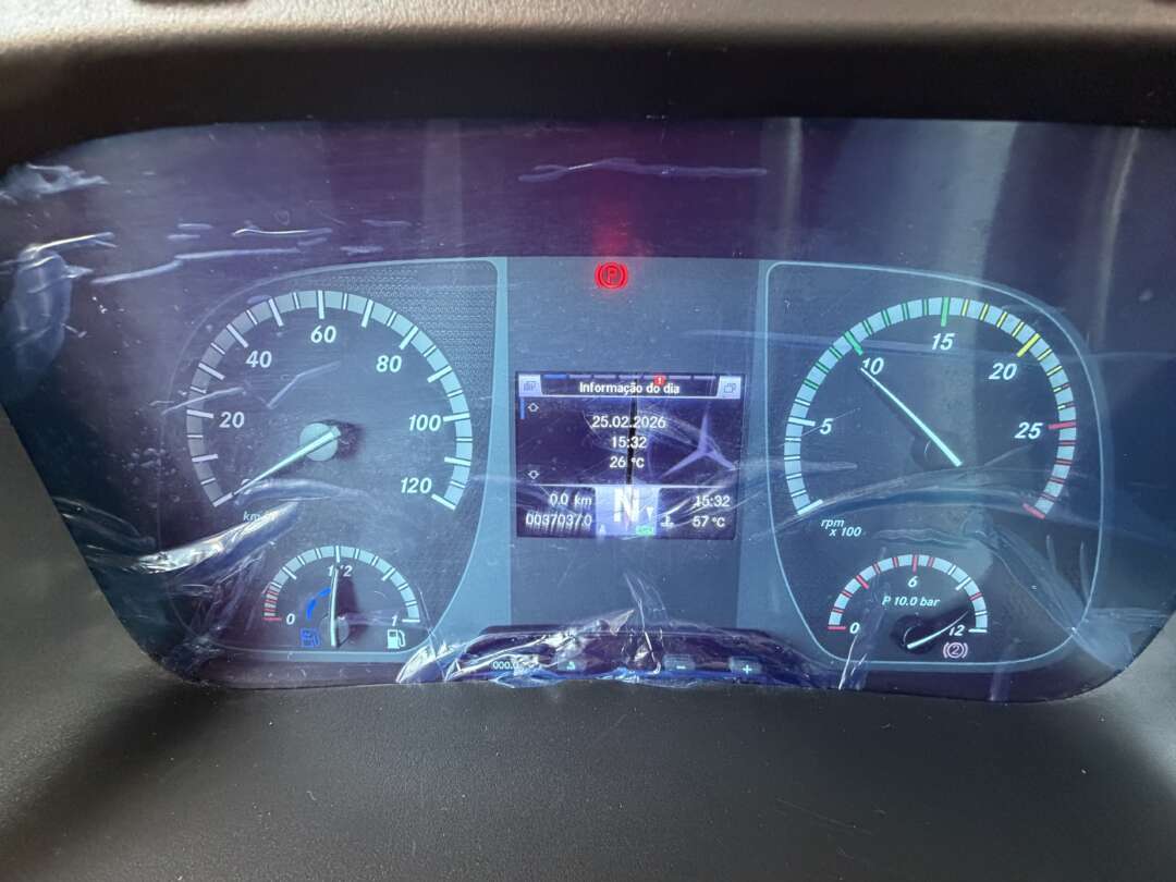 Caminhão MERCEDES BENZ MB 2544 Cavalo Mecânico ANO 2022 de Possoli Multimarcas no Paraná