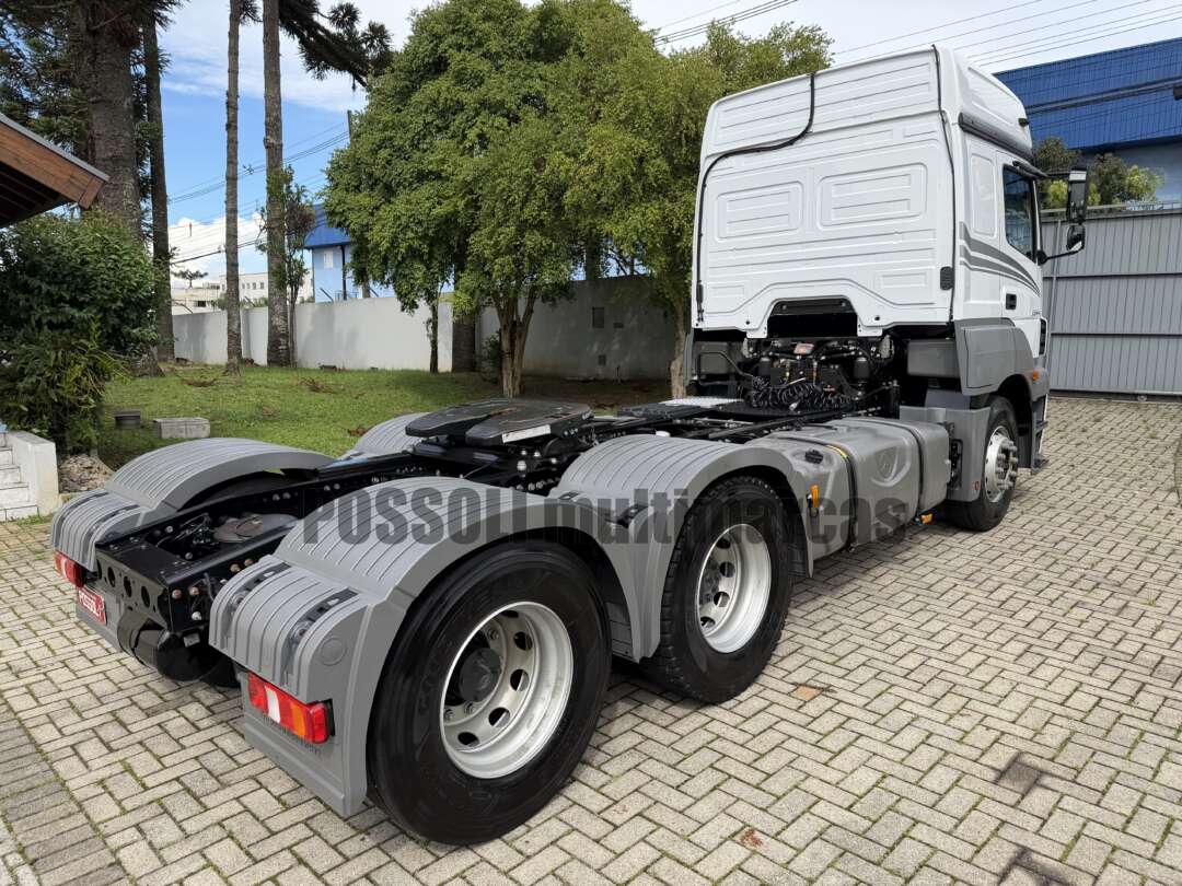 Caminhão MERCEDES BENZ MB 2544 Cavalo Mecânico ANO 2022 de Possoli Multimarcas no Paraná