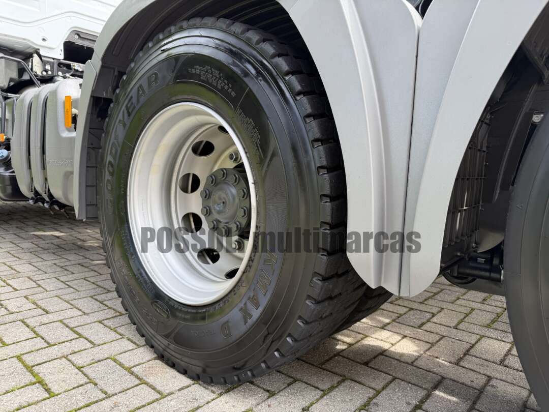 Caminhão MERCEDES BENZ MB 2544 Cavalo Mecânico ANO 2022 de Possoli Multimarcas no Paraná