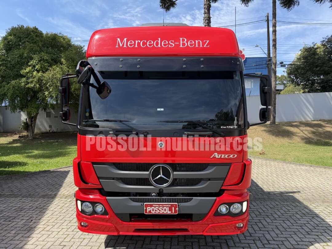 Caminhão MERCEDES BENZ MB 2433 Carga Seca ANO 2024 de Possoli Multimarcas no Paraná