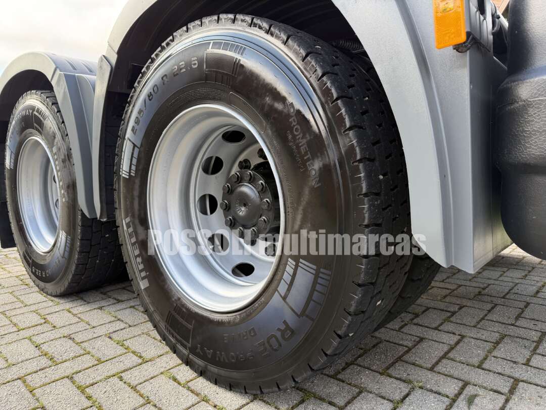 Caminhão MERCEDES BENZ MB 2644 Cavalo Mecânico ANO 2023 de Possoli Multimarcas no Paraná