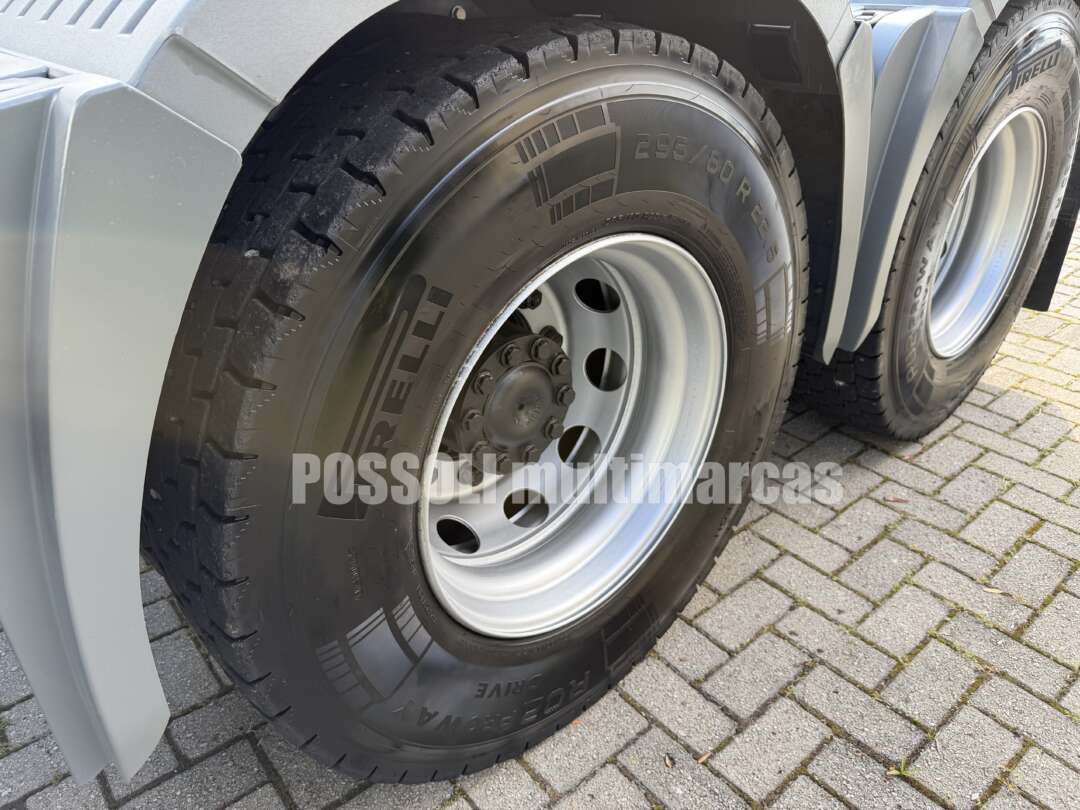 Caminhão MERCEDES BENZ MB 2644 Cavalo Mecânico ANO 2023 de Possoli Multimarcas no Paraná