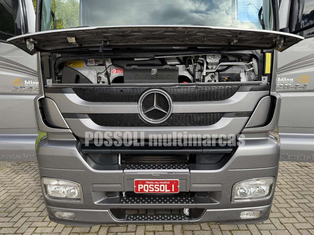 Caminhão MERCEDES BENZ MB 2644 Cavalo Mecânico ANO 2023 de Possoli Multimarcas no Paraná
