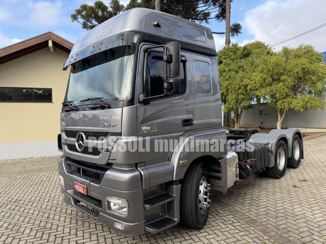 Caminhão MERCEDES BENZ MB 2644 Cavalo Mecânico ANO 2023 de Possoli Multimarcas no Paraná
