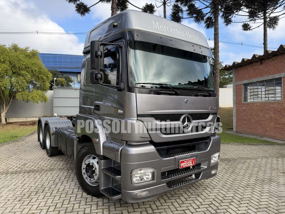 Caminhão MERCEDES BENZ MB 2644 Cavalo Mecânico ANO 2023 de Possoli Multimarcas no Paraná
